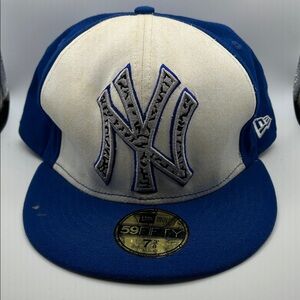 New Era New York Yankees Blue and White Cap with Embroidered Logo